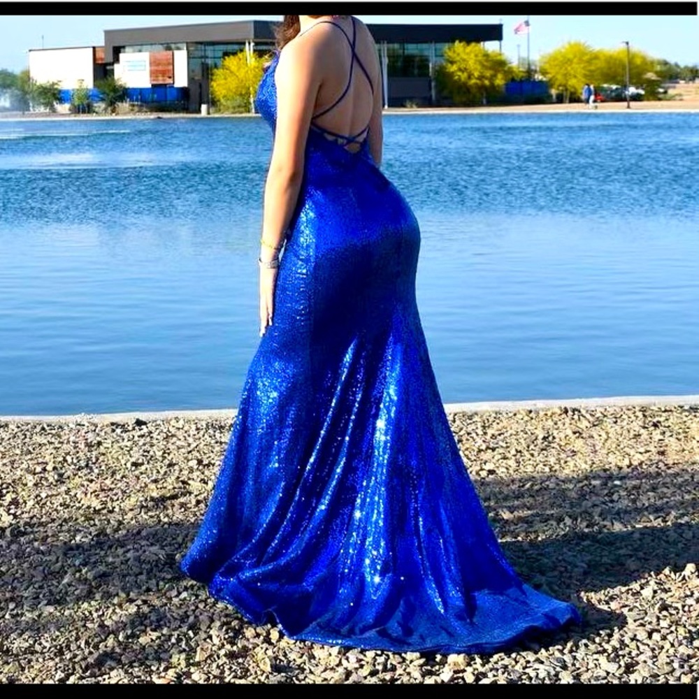 Navy blue prom dress
